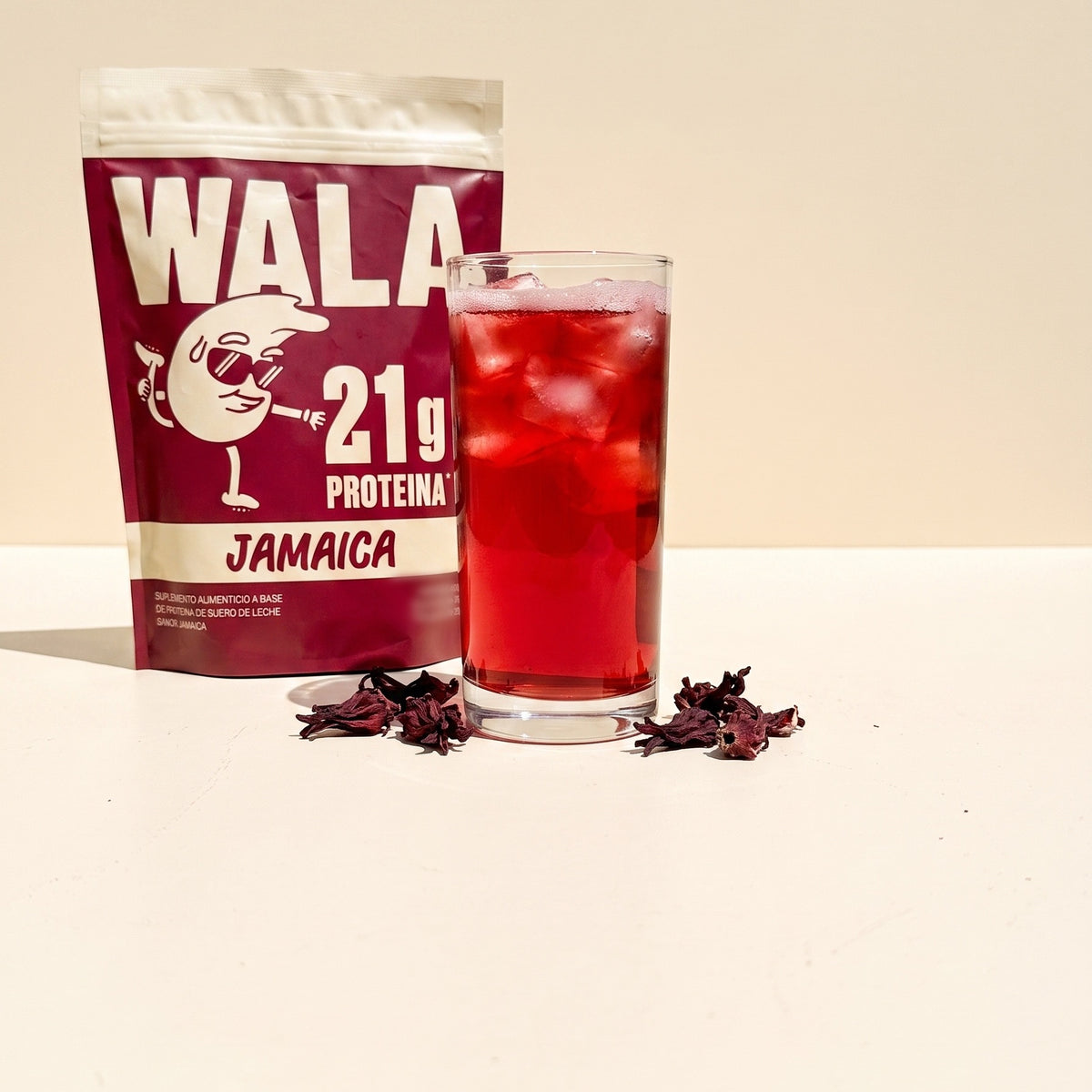 Wala Jamaica — vaso de agua fresca y bolsa